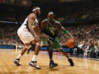 IM电竞注册-北京队关键战突围魔术，米切尔成为关键先生