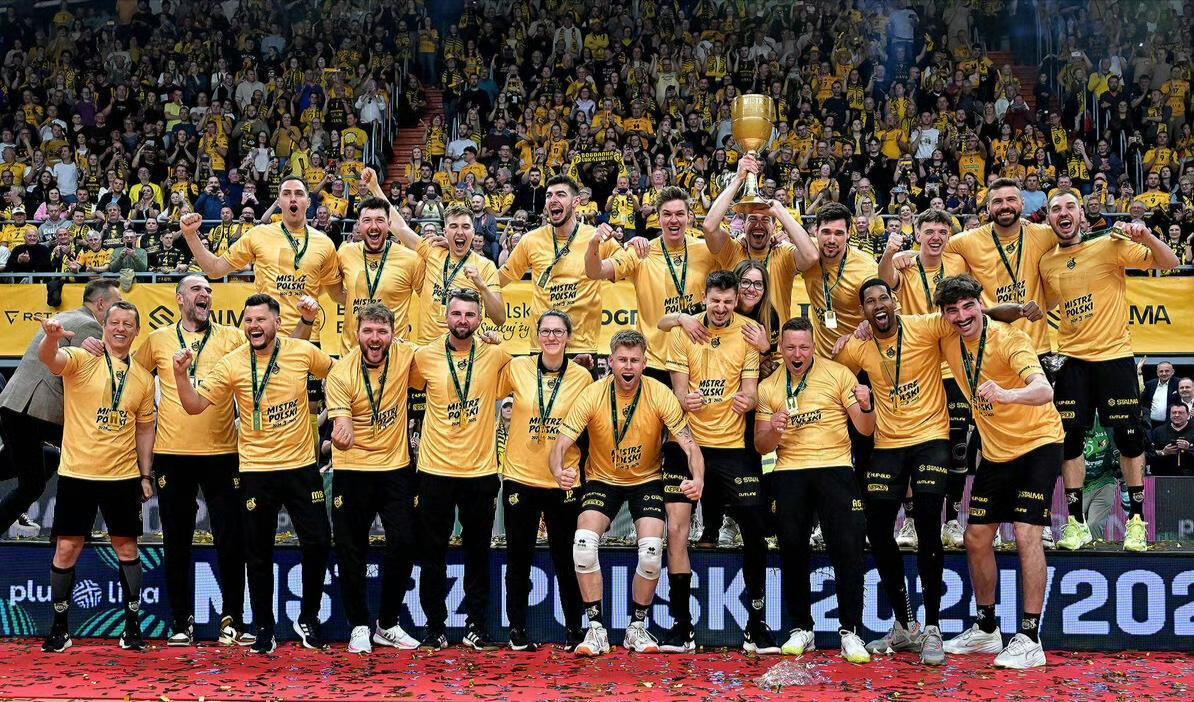 波兰外援表现抢眼,赛场风采引围观的简单介绍 波兰外援表现抢眼,赛场风采引围观的简单介绍