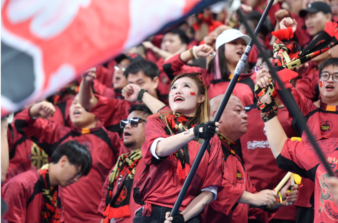 国际女足赛事引起球迷热议,球迷纷纷点赞的简单介绍 国际女足赛事引起球迷热议,球迷纷纷点赞的简单介绍
