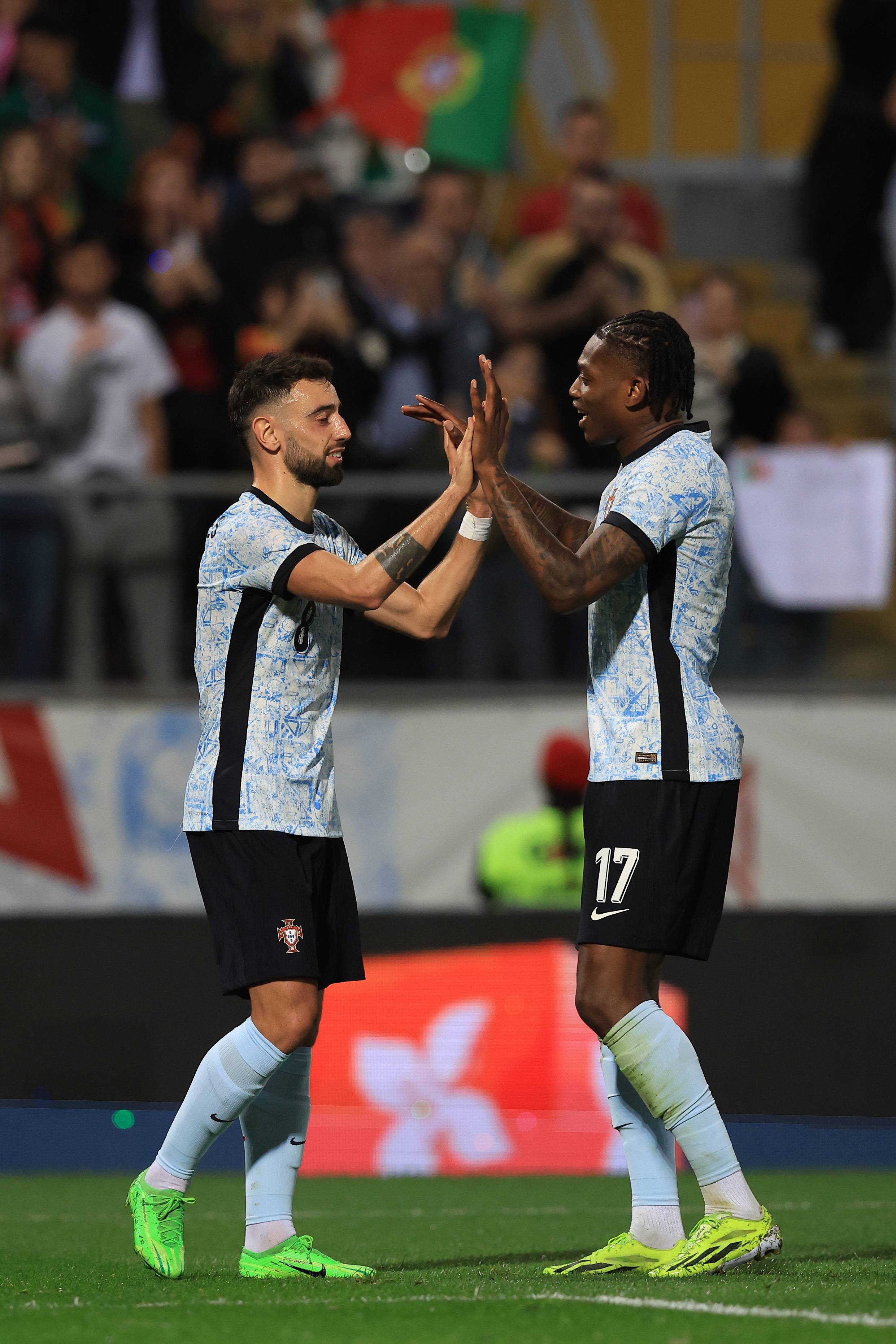 瑞典队主场大胜，晋级欧洲杯16强！的简单介绍