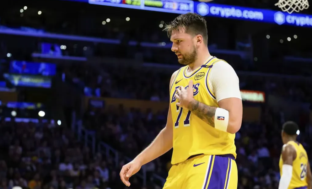 马刺翻盘浙江队,东契奇高光表现的简单介绍 马刺翻盘浙江队,东契奇高光表现的简单介绍