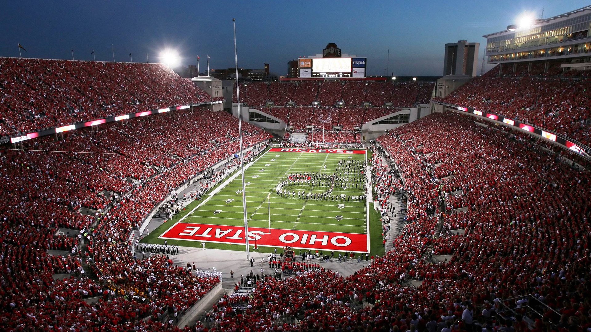 绿茵场外的地缘棋局，当欧冠半决赛焦点战遭遇伊朗踏平奥地利的隐喻