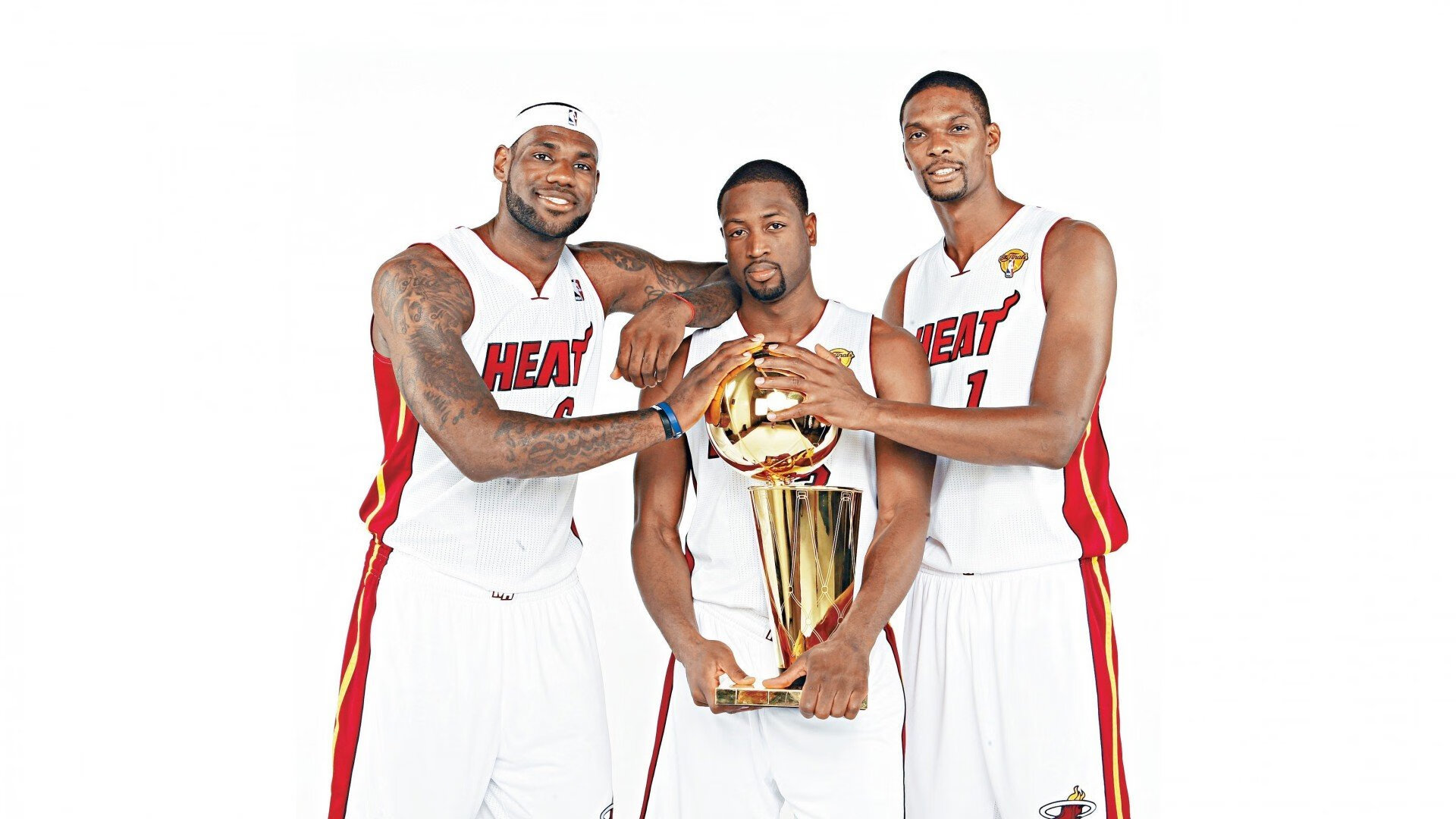 年度焦点之战，喀麦隆粉碎雷恩，非洲雄狮的震撼之夜